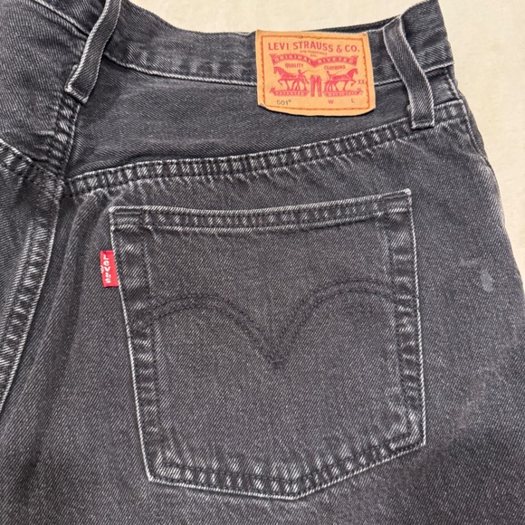 Levi's 501 Black Denim Shorts Women's Size 30 Distressed Cut Off Casual - Picture 1 of 7